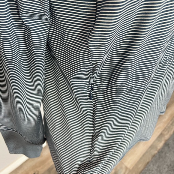 Market & Spruce Active 1/4 Zip Pullover White Blue Athletic Top Long Sleeve SZ M - Picture 8 of 12